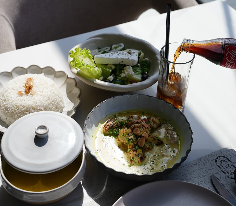 Delicious Lebanese lunch menu and combo meals at Babati Restaurant and lounge in Dubai.